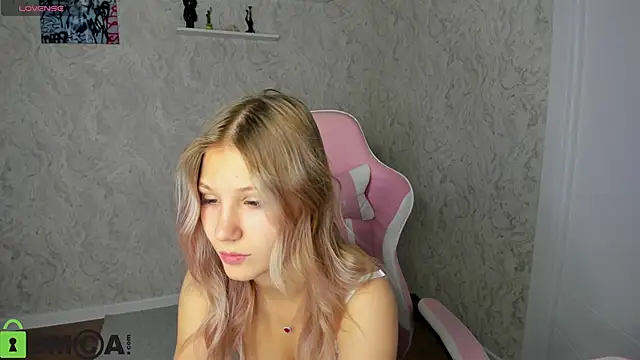 Angelina Becker online show from 06/01/26, 01:18