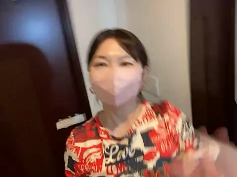 Snapshot of lemonade_madame chatting on 05/22/26, 11:54 lemonade madame online show from 05/22/26, 11:54