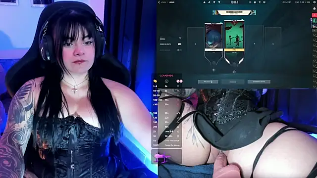 Snapshot of EternaAura_ chatting on 06/10/26, 01:43 EternaAura online show from 06/10/26, 01:43
