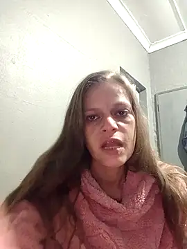 Snapshot of Skymadison6 chatting on 04/30/26, 12:39 Skymadison6 online show from 04/30/26, 12:39