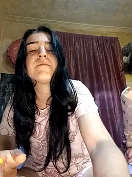 Snapshot of fogosabella225 chatting on 04/16/26, 06:19 fogosabella225 online show from 04/16/26, 06:19