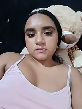 Valentina Narvaez online show from 06/18/26, 06:45