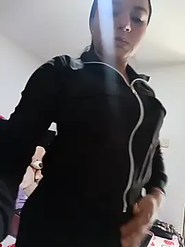 Valentina Narvaez online show from 07/18/26, 07:17