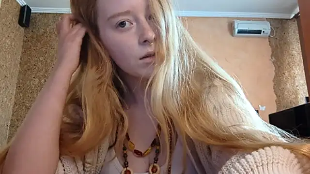 KateVibe 01 online show from 04/10/26, 04:28