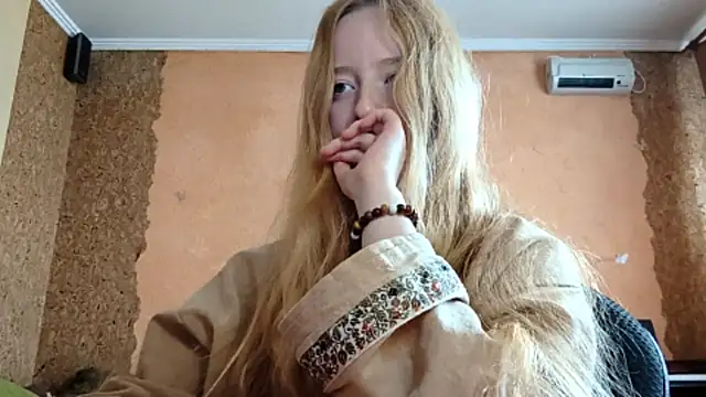 KateVibe 01 online show from 04/23/26, 03:08