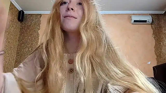 KateVibe 01 online show from 05/15/26, 04:19
