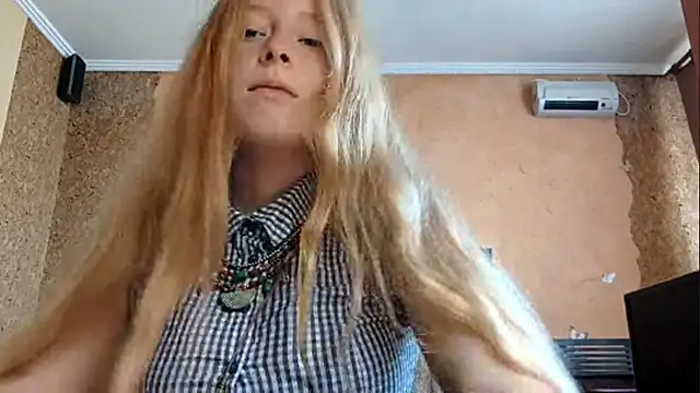 KateVibe 01 online show from 05/23/26, 01:33