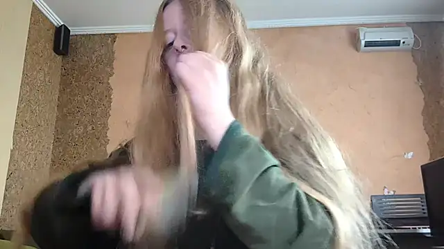 KateVibe 01 online show from 06/14/26, 12:08