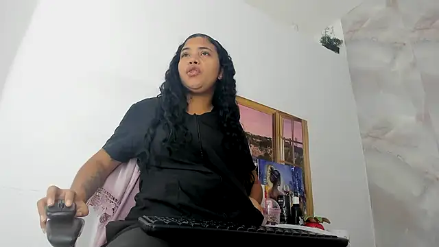 EllyBloom online show from 07/14/26, 01:39