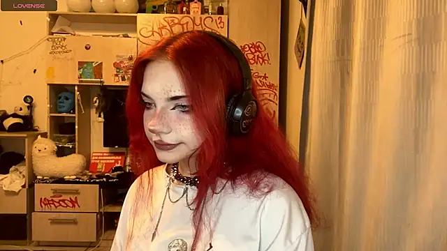 Snapshot of RedHeadCat chatting on 06/02/26, 09:28 RedHeadCat online show from 06/02/26, 09:28