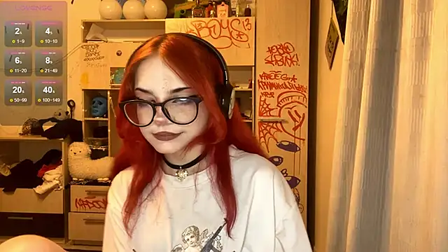 Snapshot of RedHeadCat chatting on 06/07/26, 12:26 RedHeadCat online show from 06/07/26, 12:26