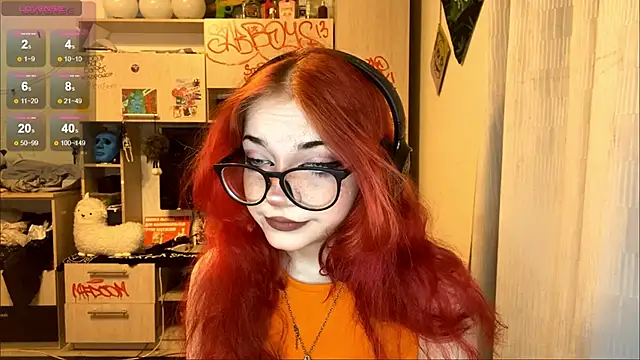 Snapshot of RedHeadCat chatting on 06/09/26, 09:37 RedHeadCat online show from 06/09/26, 09:37