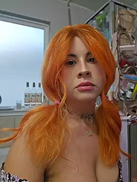 ItsAuroraBorealis online show from 06/05/26, 12:50