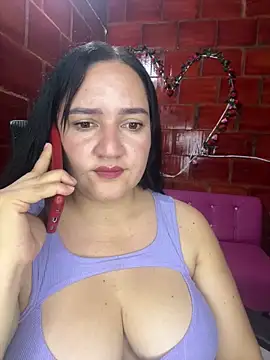 Snapshot of Fresita-12 chatting on 06/10/26, 06:23 Fresita-12 online show from 06/10/26, 06:23