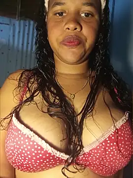 Snapshot of michelle_castillo chatting on 06/08/26, 08:42 michelle castillo online show from 06/08/26, 08:42