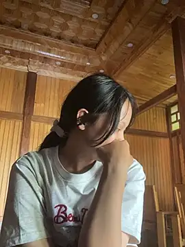Snapshot of __Sunflower__ chatting on 05/15/26, 11:12 Sunflower online show from 05/15/26, 11:12