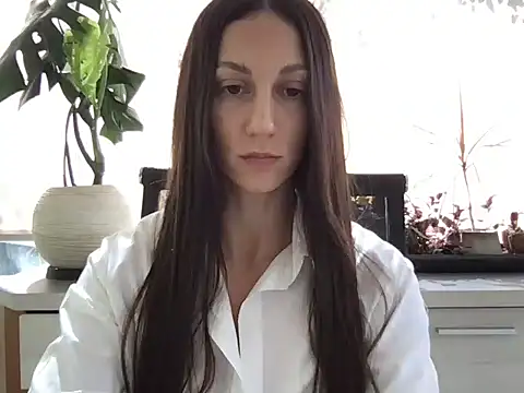 Snapshot of canduxgirl chatting on 04/27/26, 02:37 canduxgirl online show from 04/27/26, 02:37