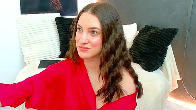 Amira a online show from 06/24/26, 04:22