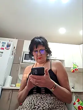 LaliaMia online show from 02/05/25, 04:37