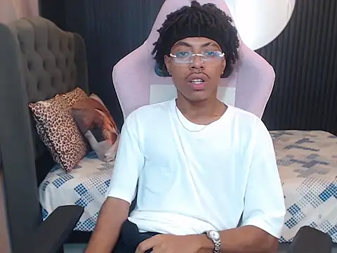 velvetcouple x online show from 06/03/26, 02:33