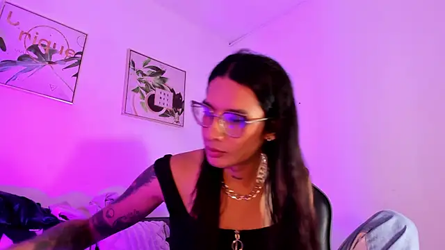 Maddie Ray online show from 06/06/26, 10:09