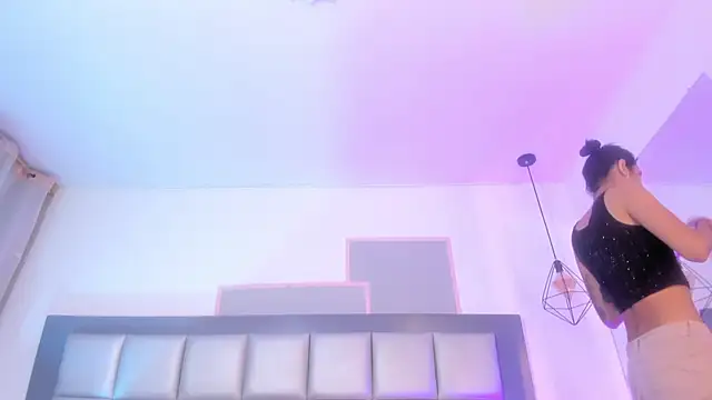 Maddie Ray online show from 07/27/26, 11:39