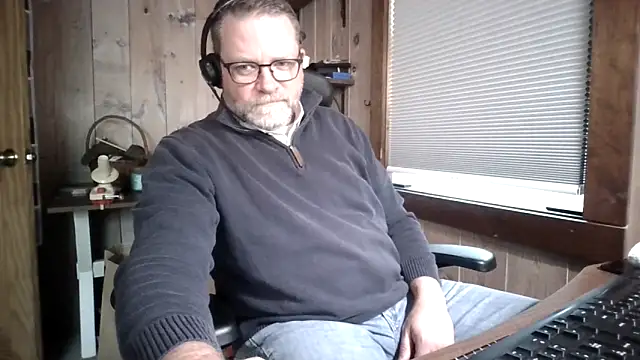 Snapshot of JJ_CONN78 chatting on 05/06/26, 12:21 JJ CONN78 online show from 05/06/26, 12:21