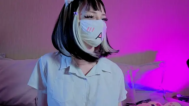 LunaNyanmi online show from 07/06/26, 02:36