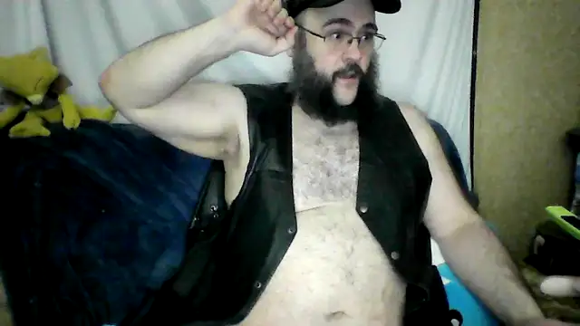 BriTheTopBear online show from 05/02/26, 03:22
