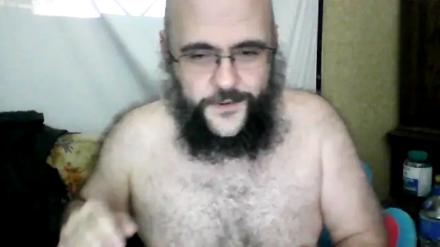 BriTheTopBear online show from 05/18/26, 04:07