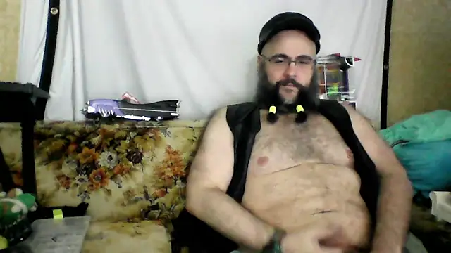 BriTheTopBear online show from 07/02/26, 03:23