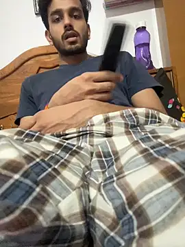 Snapshot of aadibuttplug chatting on 06/03/26, 12:08 aadibuttplug online show from 06/03/26, 12:08