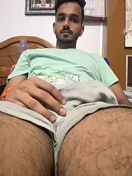Snapshot of aadibuttplug chatting on 06/07/26, 12:20 aadibuttplug online show from 06/07/26, 12:20