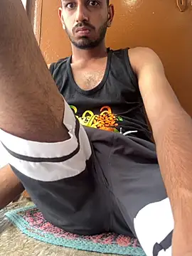 Snapshot of aadibuttplug chatting on 06/13/26, 05:05 aadibuttplug online show from 06/13/26, 05:05