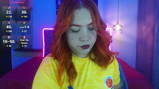 Srta saraa online show from 06/15/26, 03:20