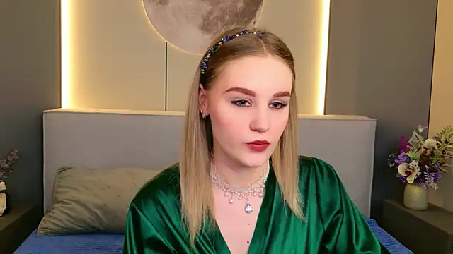 Molly Voses online show from 06/23/26, 08:51