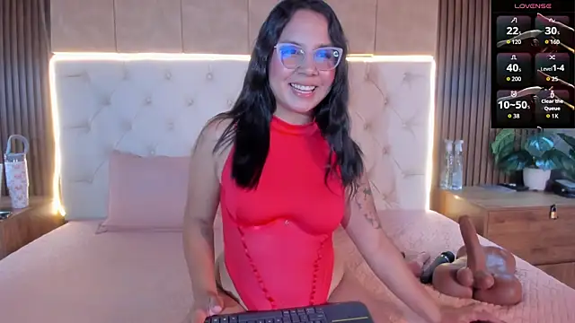 Snapshot of Amelia_Rossetti chatting on 05/30/26, 11:29 Amelia Rossetti online show from 05/30/26, 11:29