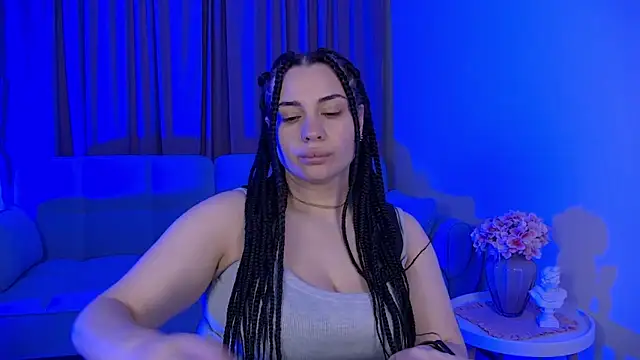 Snapshot of AdrianaToress chatting on 06/15/26, 06:10 AdrianaToress online show from 06/15/26, 06:10