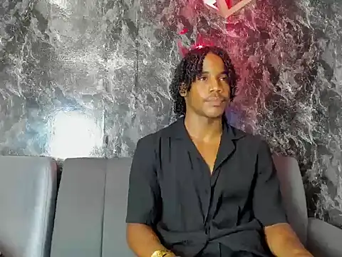 Snapshot of axel_silva4 chatting on 06/03/26, 08:03 axel silva4 online show from 06/03/26, 08:03