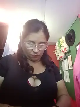 Pato-Andrea26 online show from 05/06/26, 02:33