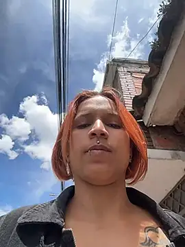 Mia 0-4 online show from 07/31/26, 05:45