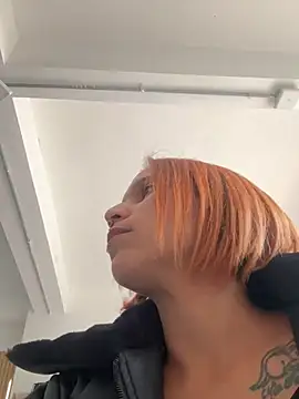 Mia 0-4 online show from 08/03/26, 04:11