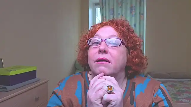 Snapshot of Fara_Flutte chatting on 04/14/26, 07:47 Fara Flutte online show from 04/14/26, 07:47