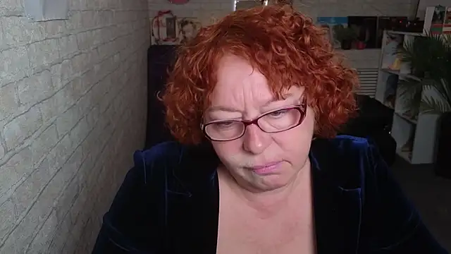 Snapshot of Fara_Flutte chatting on 04/16/26, 06:14 Fara Flutte online show from 04/16/26, 06:14