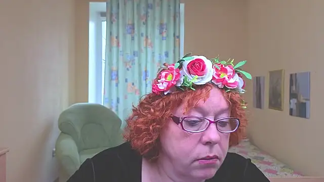 Snapshot of Fara_Flutte chatting on 04/21/26, 05:25 Fara Flutte online show from 04/21/26, 05:25