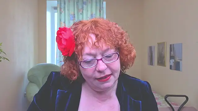 Snapshot of Fara_Flutte chatting on 04/28/26, 05:12 Fara Flutte online show from 04/28/26, 05:12