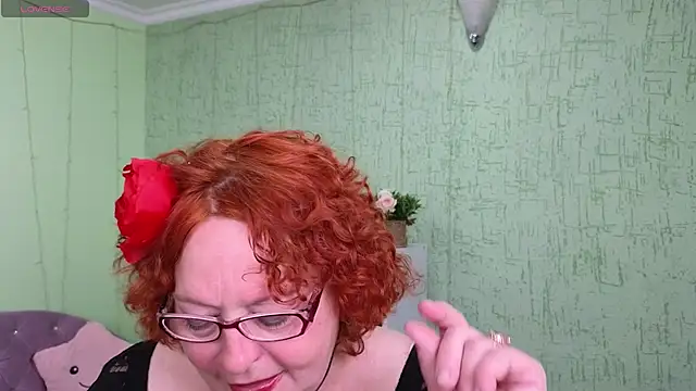 Snapshot of Fara_Flutte chatting on 05/26/26, 05:25 Fara Flutte online show from 05/26/26, 05:25