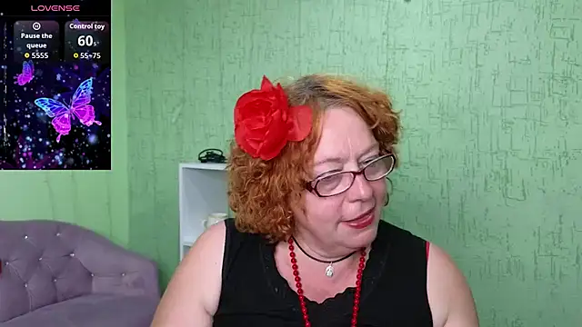 Snapshot of Fara_Flutte chatting on 07/09/26, 11:47 Fara Flutte online show from 07/09/26, 11:47