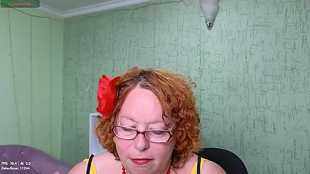 Snapshot of Fara_Flutte chatting on 07/10/26, 11:57 Fara Flutte online show from 07/10/26, 11:57