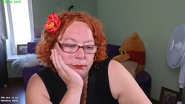 Snapshot of Fara_Flutte chatting on 07/22/26, 09:23 Fara Flutte online show from 07/22/26, 09:23